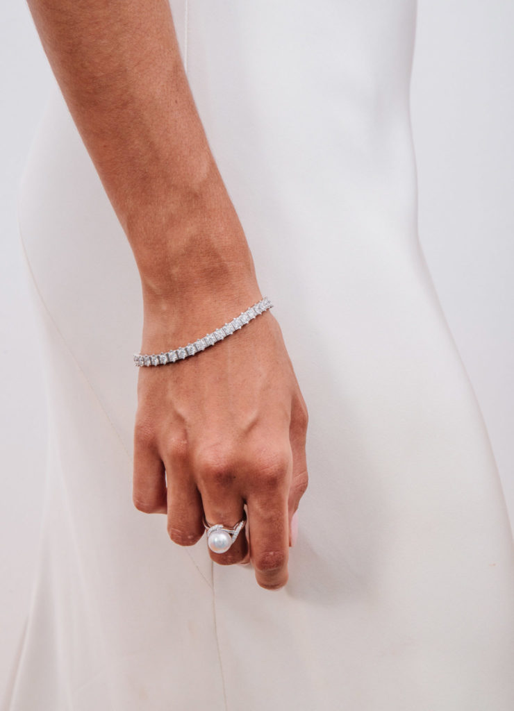 Allure-South-Sea-Pearls_Wedding-day-jewelley_diamond-tennis-bracelet