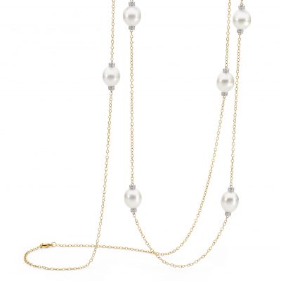 Yellow Gold Diamond Pearl necklace