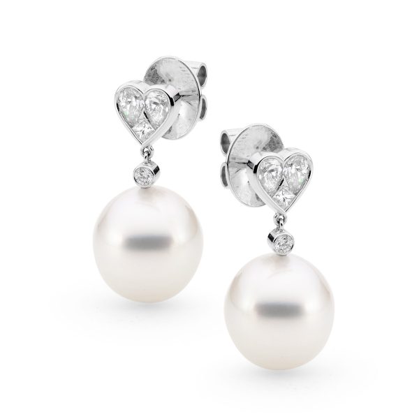 Diamond heart pearl earrings